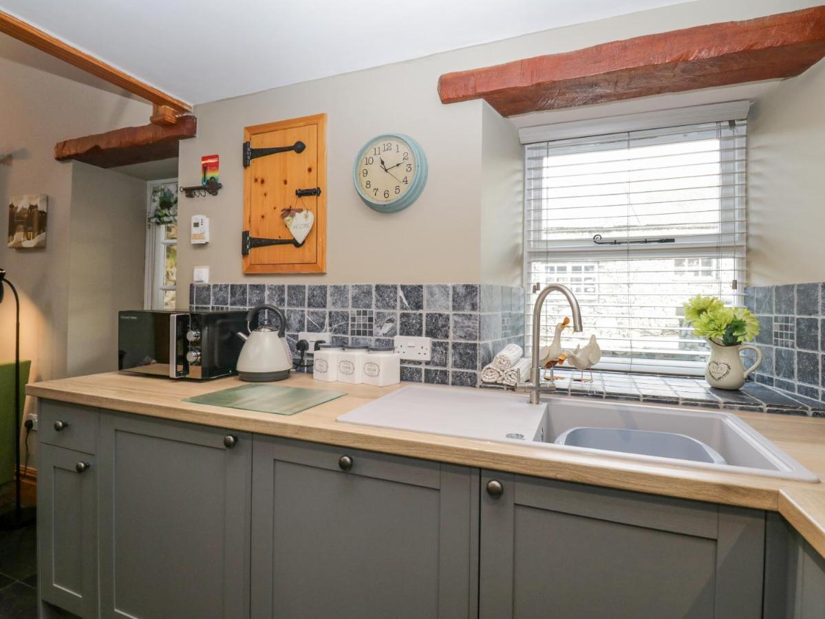 Thimble Cottage Ulverston Esterno foto